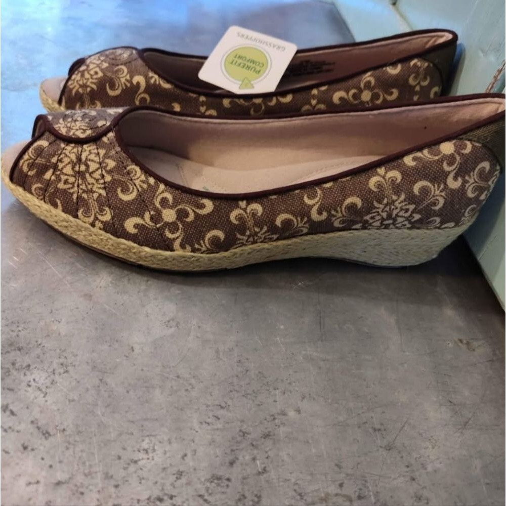 Grasshoppers Purefit Comfort Memory Foam Peep Toe Wedges Womens 7M NEW